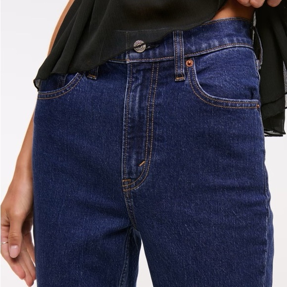 Abercrombie & Fitch Ultra High Rise Ankle Straight Jean, size 25 short - Picture 5 of 9